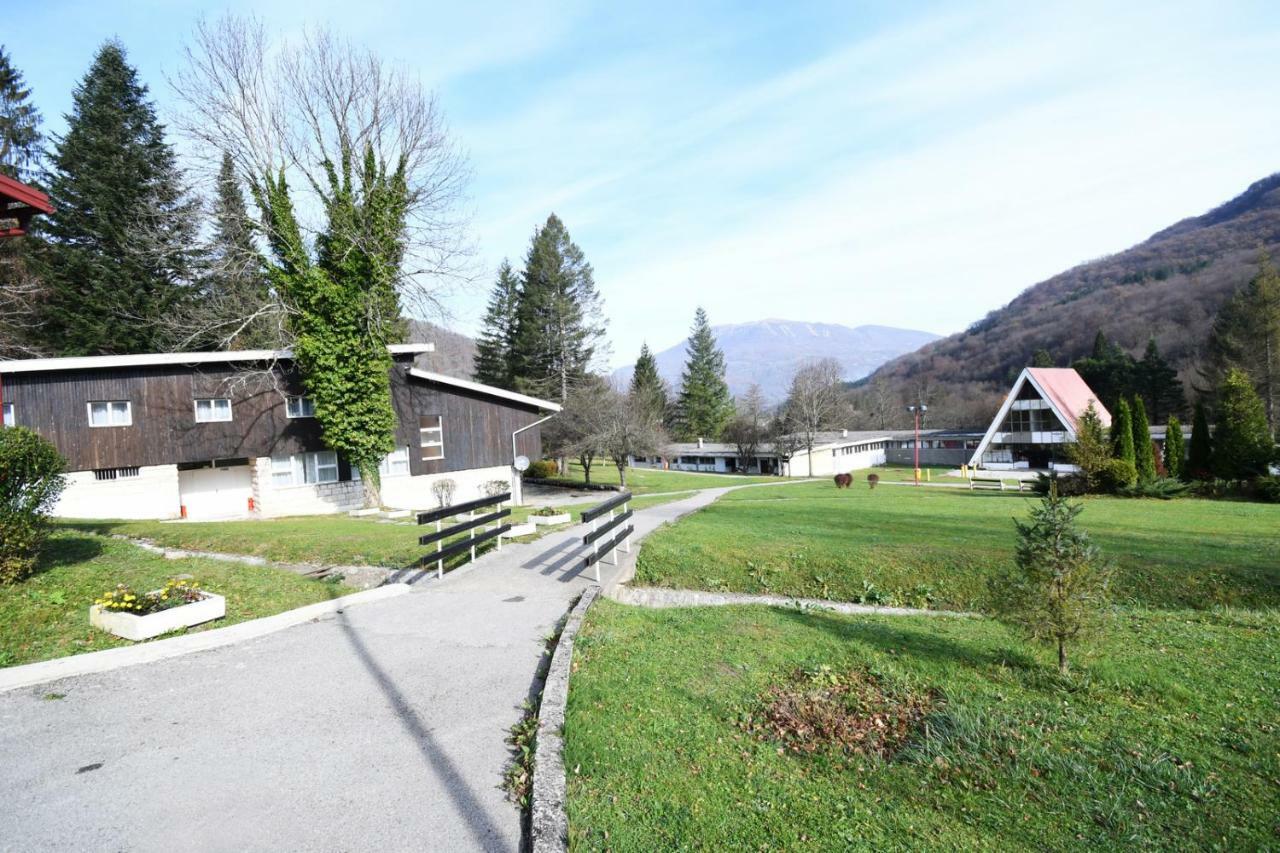 Hotel Np Sutjeska Paviljon A Tjentiste Exterior foto