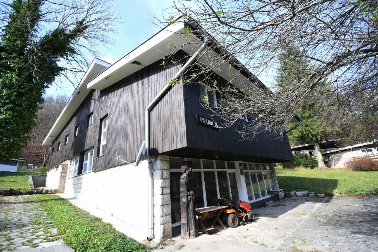 Hotel Np Sutjeska Paviljon A Tjentiste Exterior foto